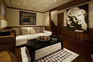 ABILITY Mangusta 130 -  Lower Salon